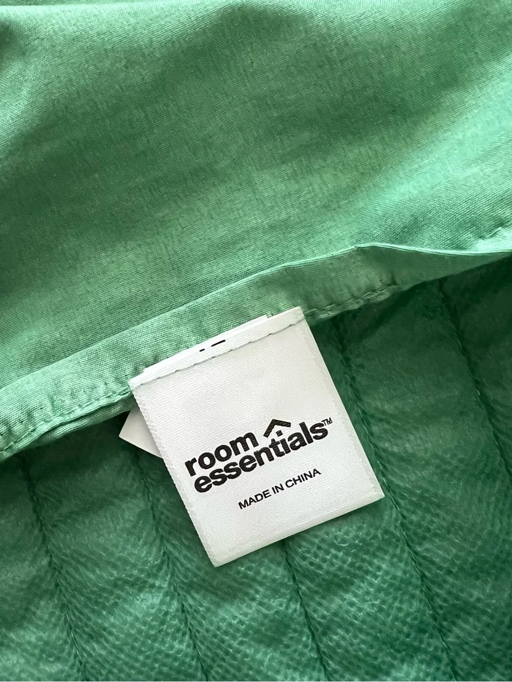 Room Essentials Green Pillow Sham- Standard